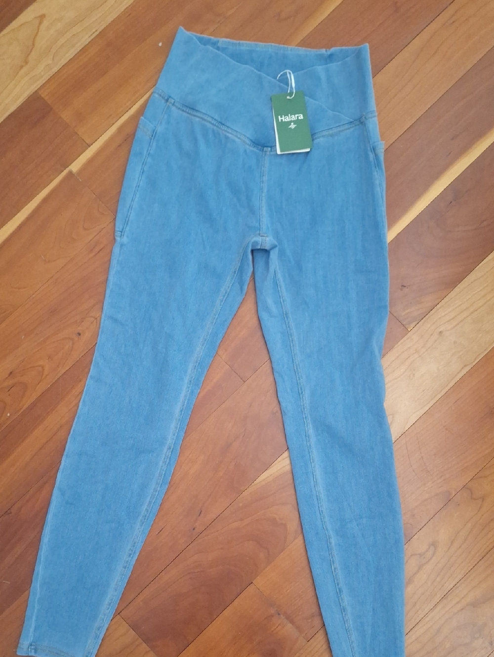 HALARA Jeggings Denim Jeans Nwt Small Regular